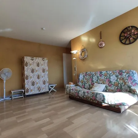 Studio Pour 4 Avec Terrasse Ensoleillee, Parking Privatif, A 250m Des Plages A - Fr-1-252-153 Apartament Antibes